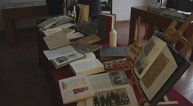 Wystawa „Poszli nasi w bój bez broni…”