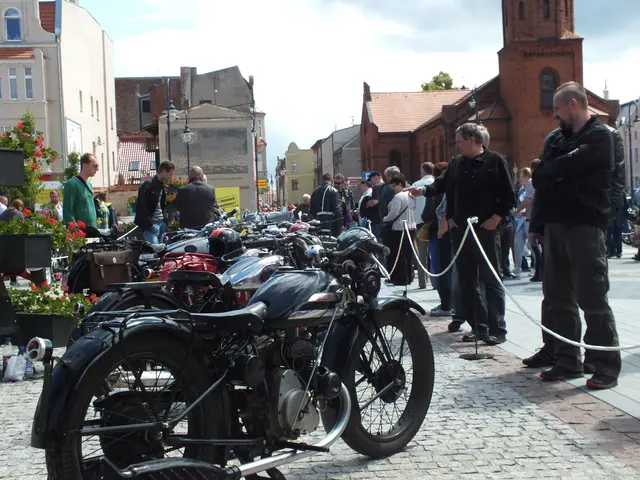 „Wystawa zabytkowych motocykli” — zdjęcie 10