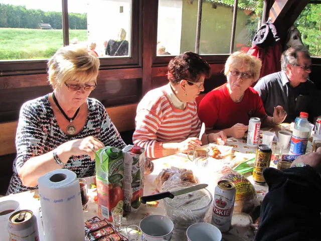 Piknik integracyjny Klubu Seniora „Echo” i UTW — zdjęcie 2