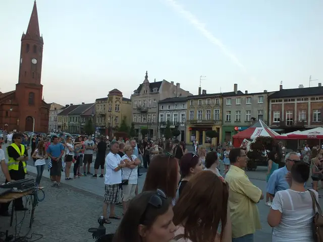 „Letni koncert dla młodzieży” na wąbrzeskim rynku… — zdjęcie 3