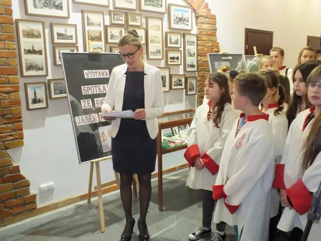 „Motywy religijne w muzyce i plastyce” w WDK — zdjęcie 13