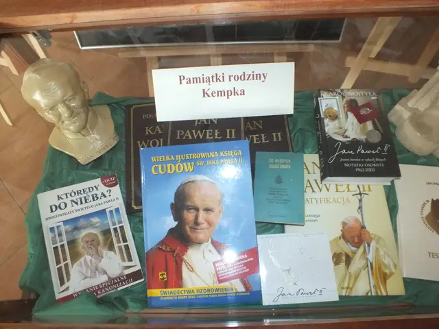 „Motywy religijne w muzyce i plastyce” w WDK — zdjęcie 21