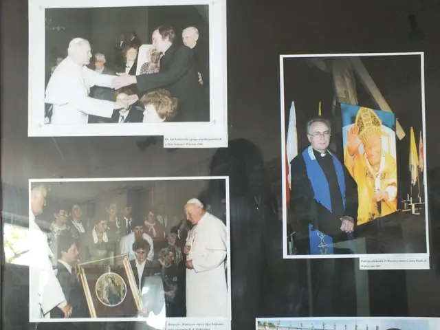 „Motywy religijne w muzyce i plastyce” w WDK — zdjęcie 23