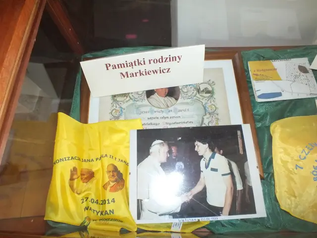 „Motywy religijne w muzyce i plastyce” w WDK — zdjęcie 24