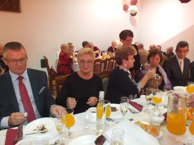 Andrzejki w Klubie „Seniora” — zdjęcie 5