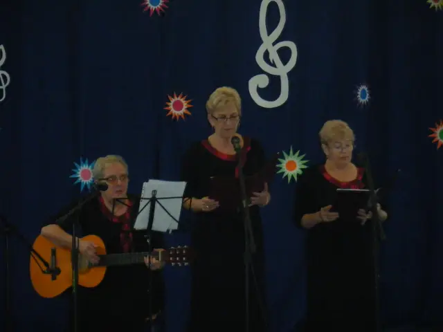 Klub Seniora „Echo” na Konkursie Piosenki Dowolnej — zdjęcie 2