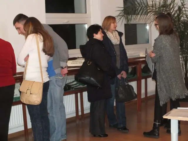 Wystawa  „Kolekcjonerskie pasje” oraz „Licealne pamiątki” — zdjęcie 10