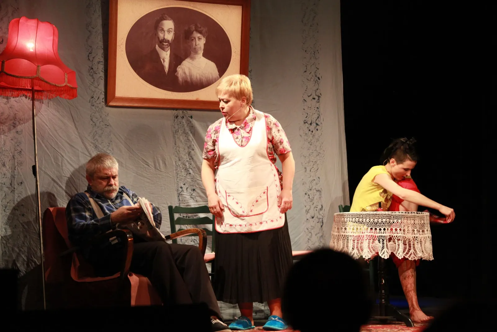 Dzień kobiet z teatrem Afisz