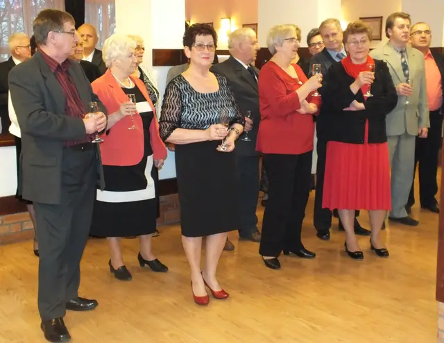 Karnawałowo w  Klubie Seniora „Echo” — zdjęcie 1