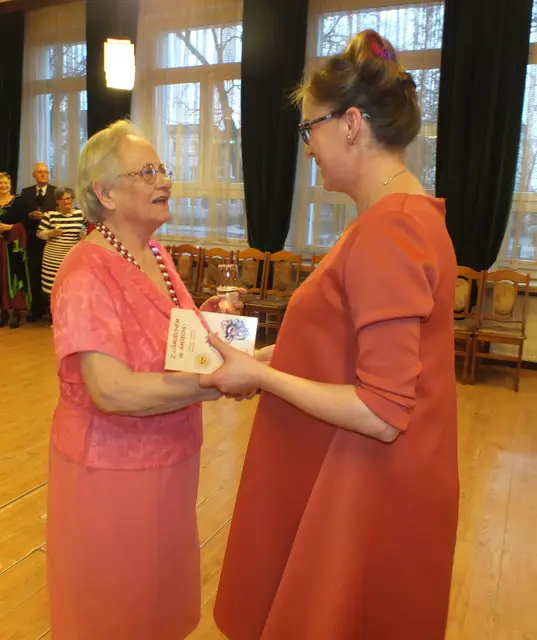 Karnawałowo w  Klubie Seniora „Echo” — zdjęcie 4