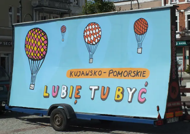 Mobilna wystawa w plenerze — zdjęcie 3