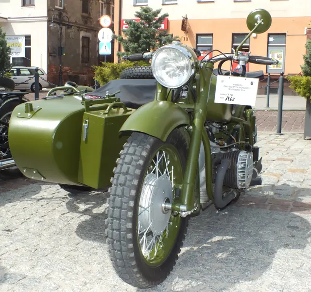 Wystawa zabytkowych motocykli — zdjęcie 7