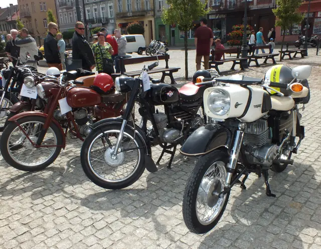Wystawa zabytkowych motocykli — zdjęcie 8