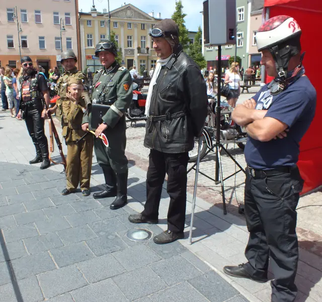 Wystawa zabytkowych motocykli — zdjęcie 18