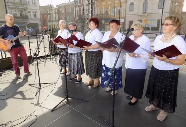 Kapele podwórkowe w Wąbrzeźnie — zdjęcie 14