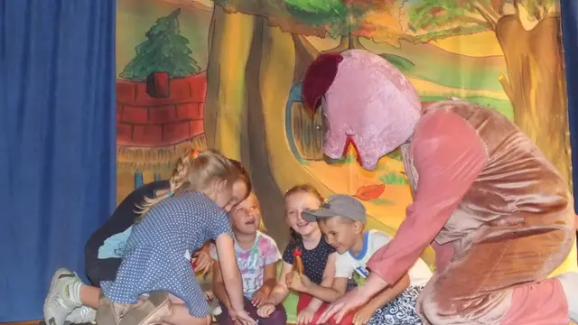 Spektakl teatralny dla dzieci ,,Jesień u Kubusia Puszatka” — zdjęcie 2