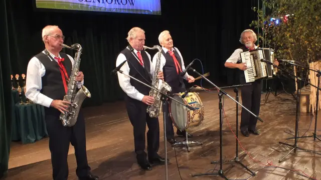 Seniorzy w WDK — zdjęcie 5