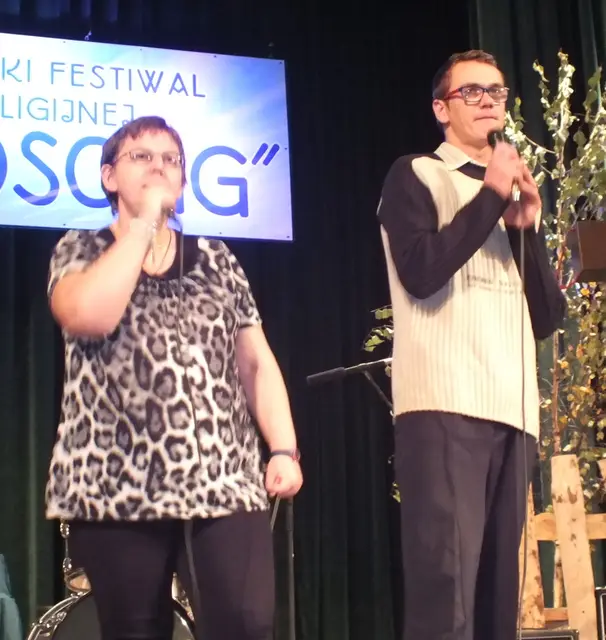 „Motywy religijne w muzyce i plastyce” – wystawa plastyczna — zdjęcie 9