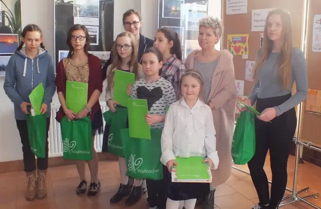 Wystawa „Profilaktyka oczami dzieci i młodzieży…” — zdjęcie 5