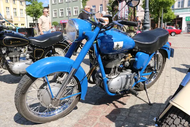 Wystawa zabytkowych motocykli — zdjęcie 3