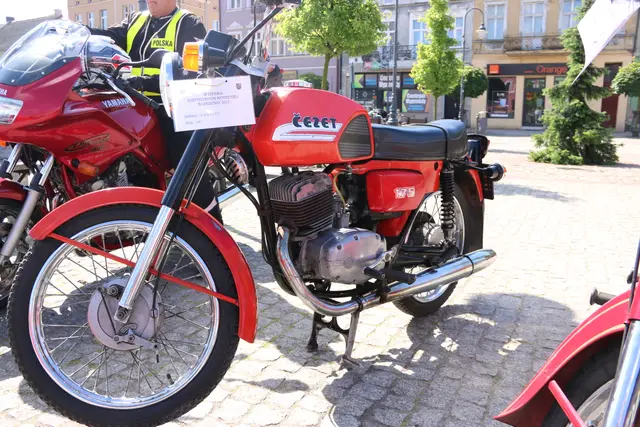 Wystawa zabytkowych motocykli — zdjęcie 4