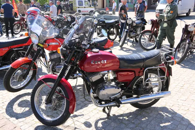 Wystawa zabytkowych motocykli — zdjęcie 14