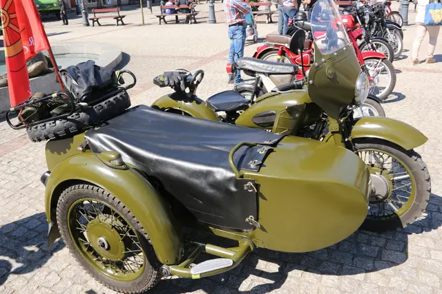 Wystawa zabytkowych motocykli — zdjęcie 20