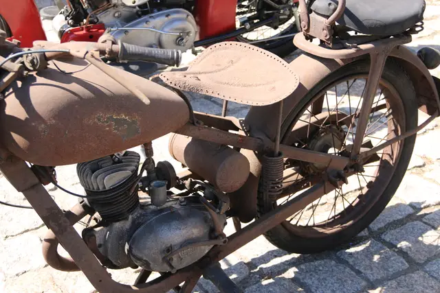 Wystawa zabytkowych motocykli — zdjęcie 21