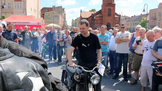 Wystawa zabytkowych motocykli — zdjęcie 25