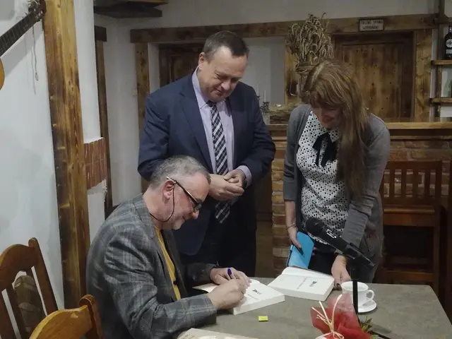 Spotkanie promocyjne z Jackiem Stochmalem — zdjęcie 4