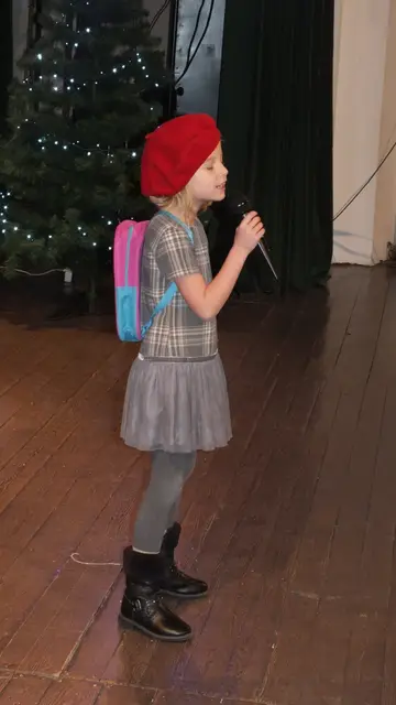 „Rozśpiewane dzieciaki” na wąbrzeskiej scenie — zdjęcie 14