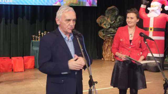 „Rozśpiewane dzieciaki” na wąbrzeskiej scenie — zdjęcie 31