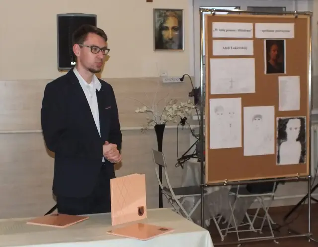 Wystawa „Anioł mój dobry duch” — zdjęcie 9