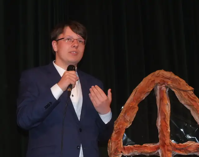 Konkurs recytatorski oraz Żakinada małego i dużego chrześcijanina w WDK — zdjęcie 8