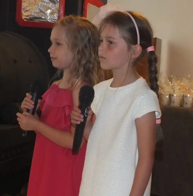 „Uśmiechnięte nutki” na scenie WDK! — zdjęcie 10