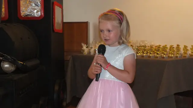 „Uśmiechnięte nutki” na scenie WDK! — zdjęcie 20