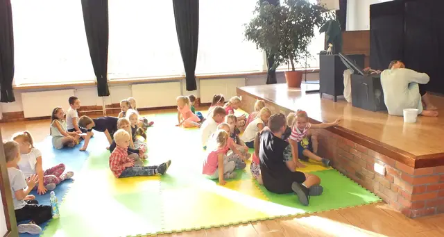 Spektakl ekologiczny w WDK — zdjęcie 1