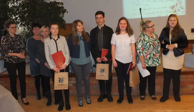 Konkurs recytatorski – „Jan Paweł II i Zbigniew Herbert” – rozstrzygnięty — zdjęcie 11