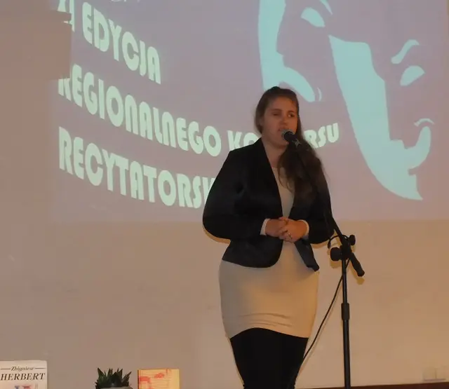 Konkurs recytatorski – „Jan Paweł II i Zbigniew Herbert” – rozstrzygnięty — zdjęcie 2
