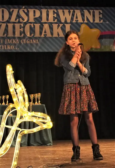 Młodzi wokaliści na wąbrzeskiej scenie — zdjęcie 7