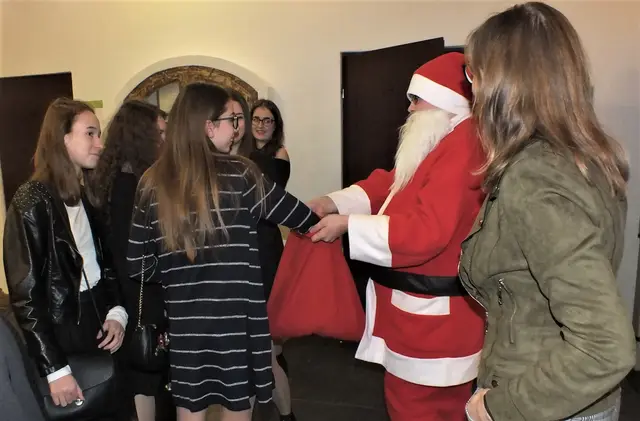 Młodzi wokaliści na wąbrzeskiej scenie — zdjęcie 14