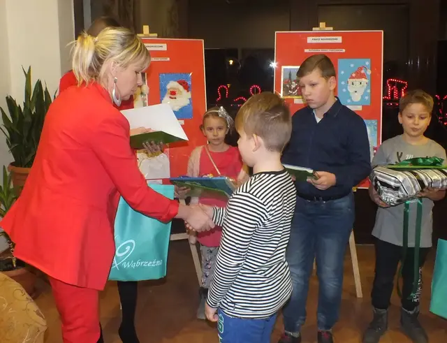 Wystawa „Portrety Mikołaja” w WDK — zdjęcie 16