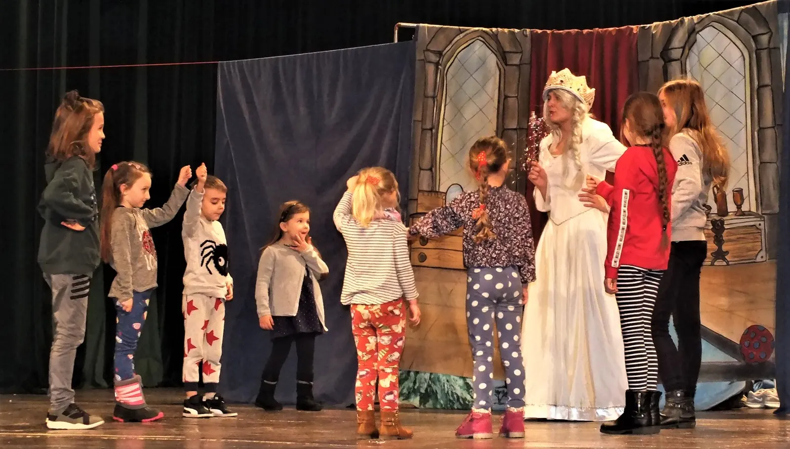 Świąteczne spotkanie z teatrem