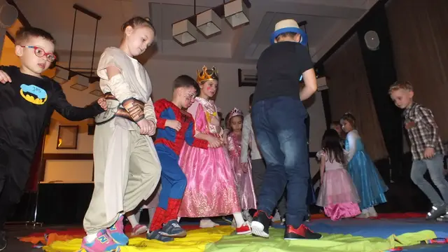 Karnawałowe szaleństwo w WDK — zdjęcie 7
