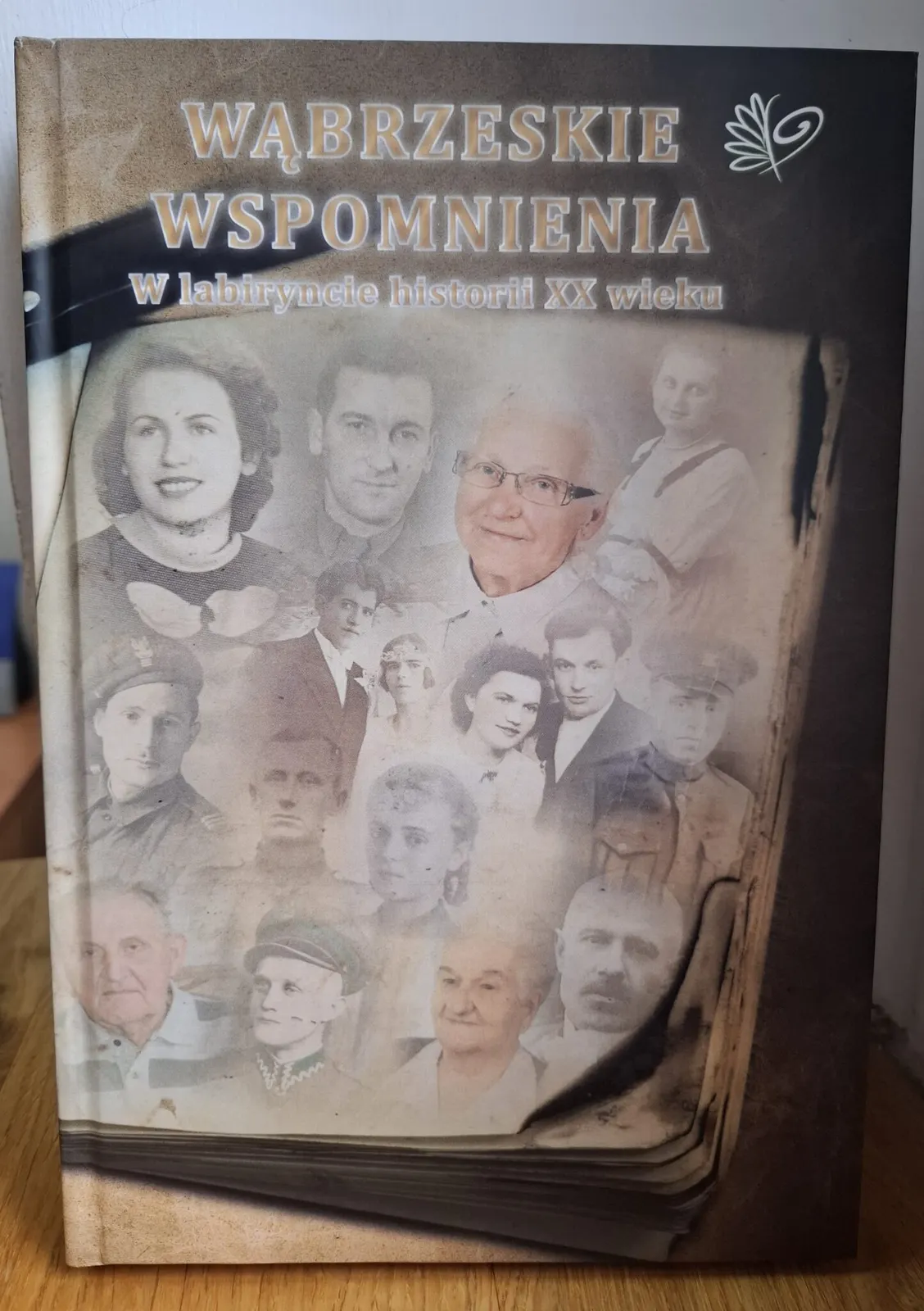 Publikacje i gadżety dostępne w MPI oraz sprzedaży wysyłkowej