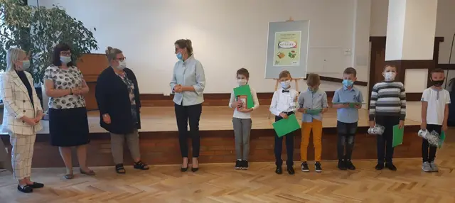 Turniej słowa 2021 „Dzieci mają głos” w WDK — zdjęcie 3