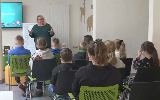 „Zwyczaje, obyczaje” w Uniwersytecie Dziecięcym — zdjęcie 2