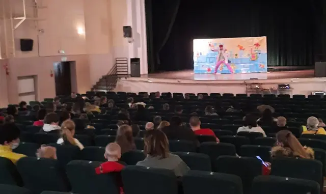 „Profesorek Wodorek i Superbohatrowie” w WDK — zdjęcie 3