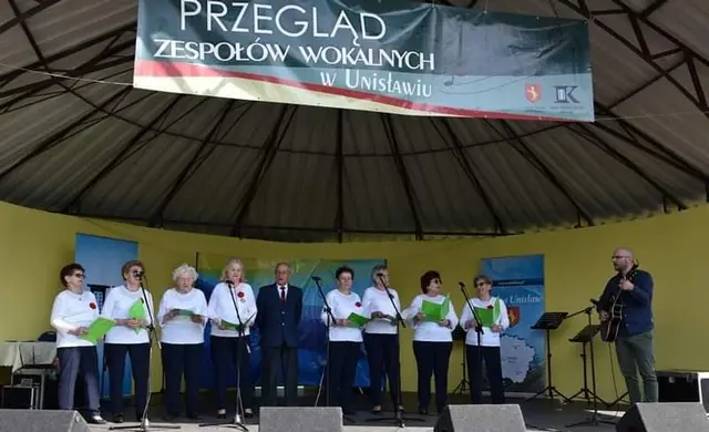 „Wesoła ferajna” w Unisławiu — zdjęcie 3
