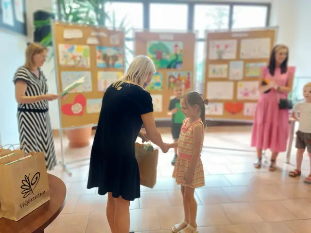 Wystawa ,,Mama, tata i ja” — zdjęcie 17